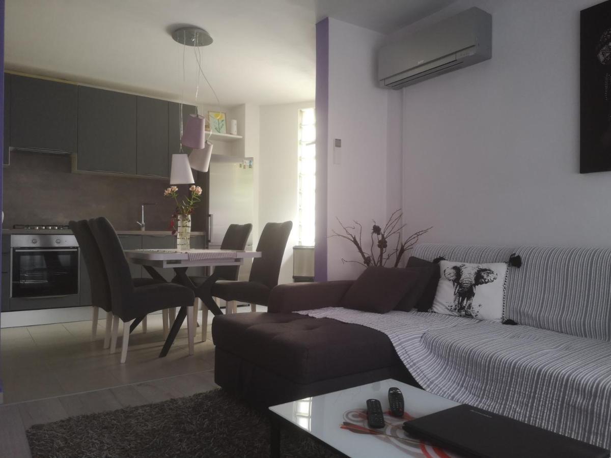 Apartman Emanuel Пула Екстериор снимка