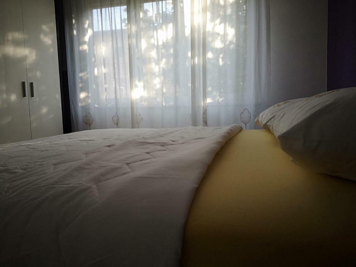 Apartman Emanuel Пула Екстериор снимка